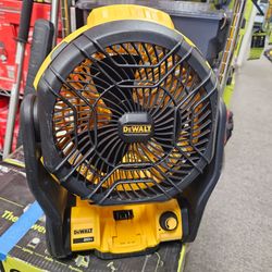 DEWALT
20V MAX Jobsite Fan (Tool Only)