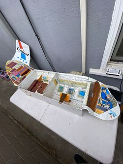 Vintage 1972 Mattel Barbie Friend Ship Jet Airplane United Airlines Playset