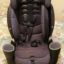 Baby Car Seat In Good Condition.
