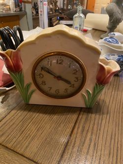 Vintage session ceramic electric clock