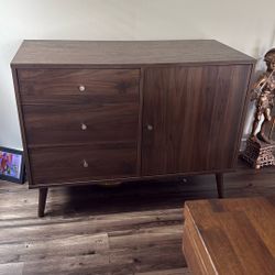 Buffet Table