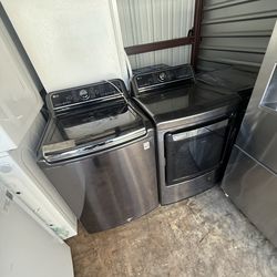 LG Washer And Dryer Set