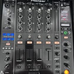 Pioneer DJM-900NXS With Hard Case