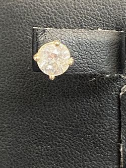 .65 Each Natural Diamond Screw Back Stud Earrings 