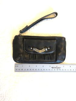 Juicy Couture wristlet
