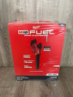 Milwaukee M18 Fuel Dual Battery Blower (Tool Only) 2824-20