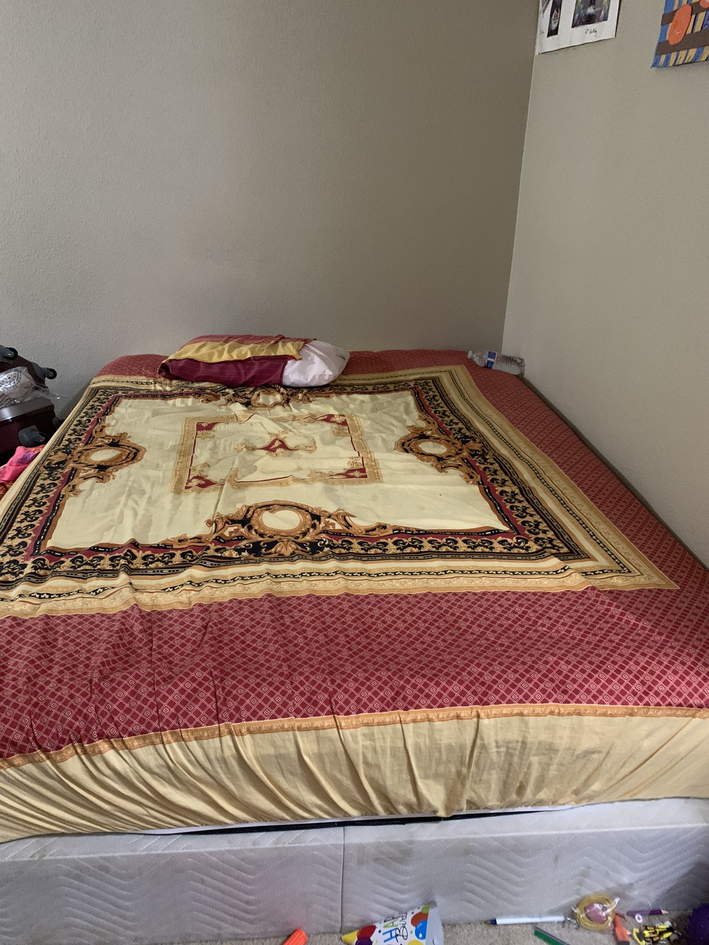 Queen mattress. In a good condition. It comes with bed sheet pillow and blanket