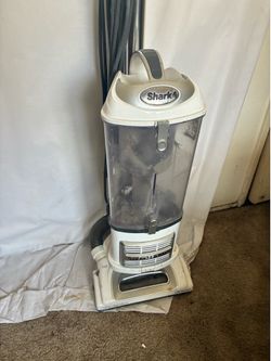 Shark navigator Liftaway Vacuum