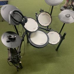 Roland TD-07KX Electric Drum Set