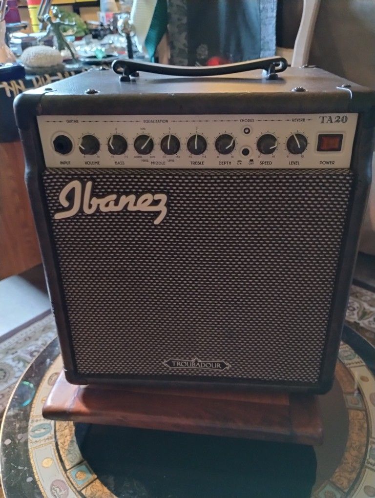Ibanez Troubadour Amp For Electric Acoustic Guitars