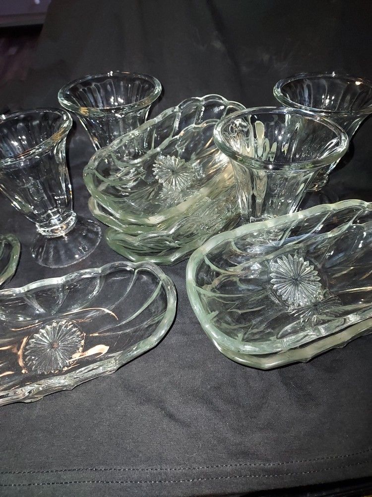 Vtg Fountain Ware 8 Anchor Hocking Banana Split and 4 Ice Cream Sundae