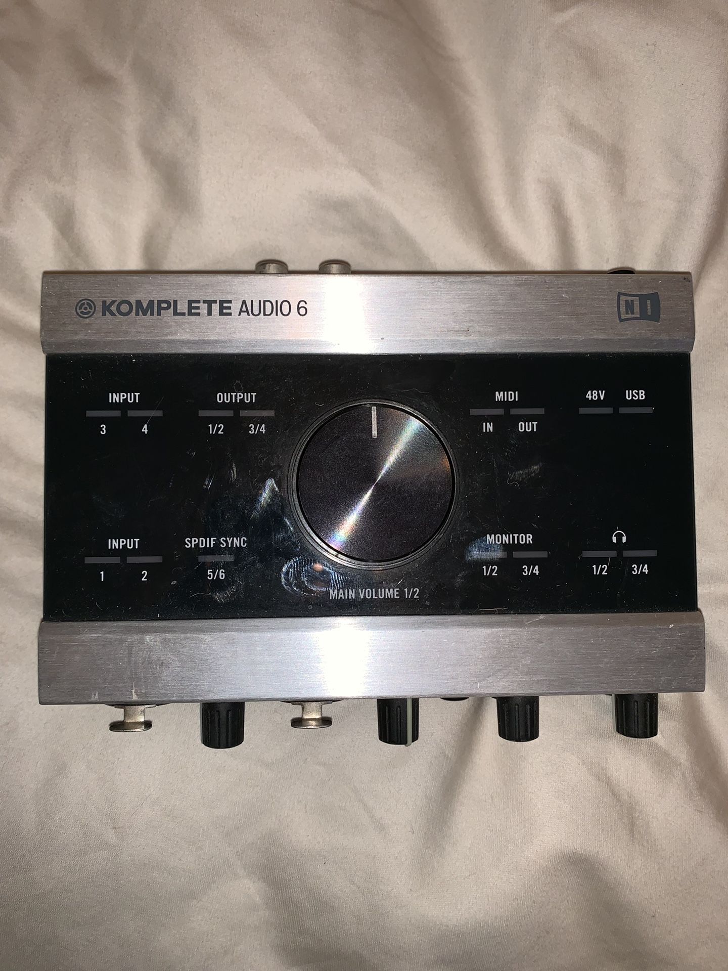 KOMPLETE 6 USB Audio Interface with Recording