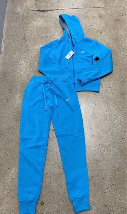 Women’s two-piece ALO Sweat Suits