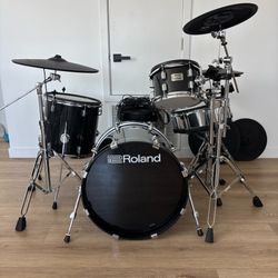 Roland VAD504 V-Drums Acoustic Design Electronic Drum Set