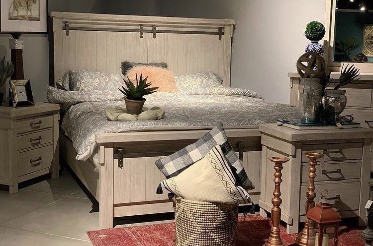 Brashland Linen Panel Bedroom Set (Queen, king, twin, full bedroom