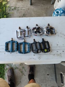 4 pair pedal set