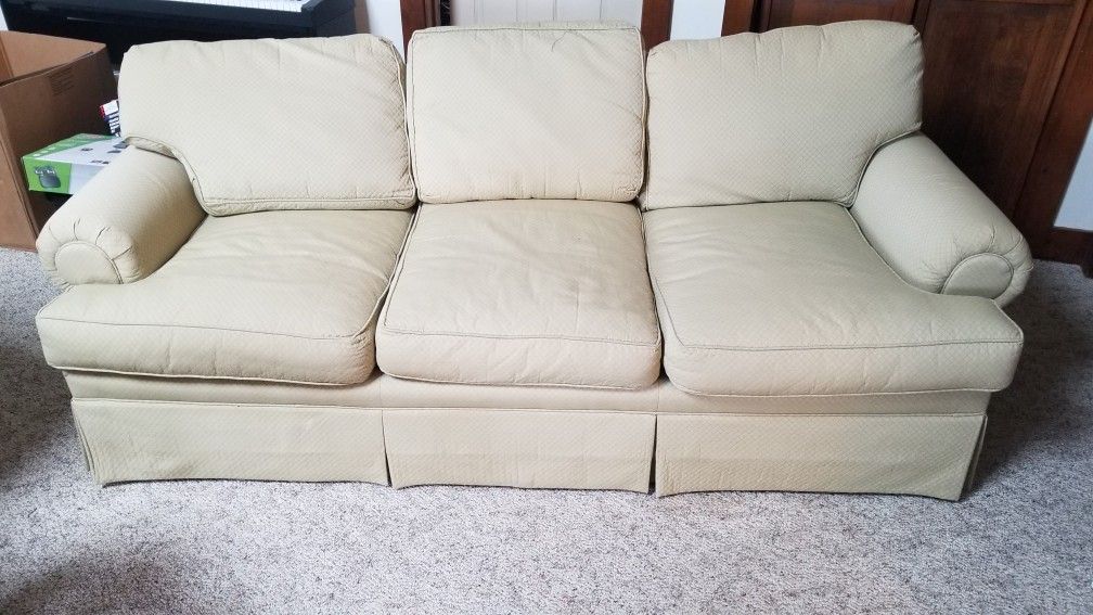 FREE Couch