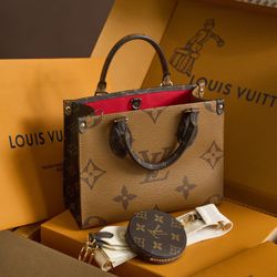 lv。ONTHEGO Small Handbag Model: M46373 Chip Version Size: 25x19x11.5cm
