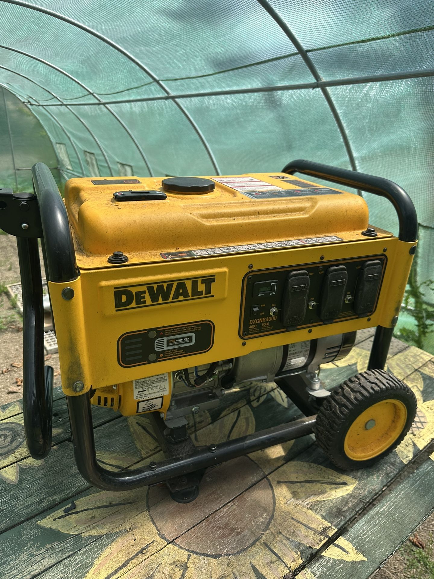 Dewalt DXGNR4000