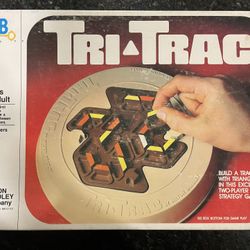 Vintage 1980 Milton Bradley TRI-TRAC Game
