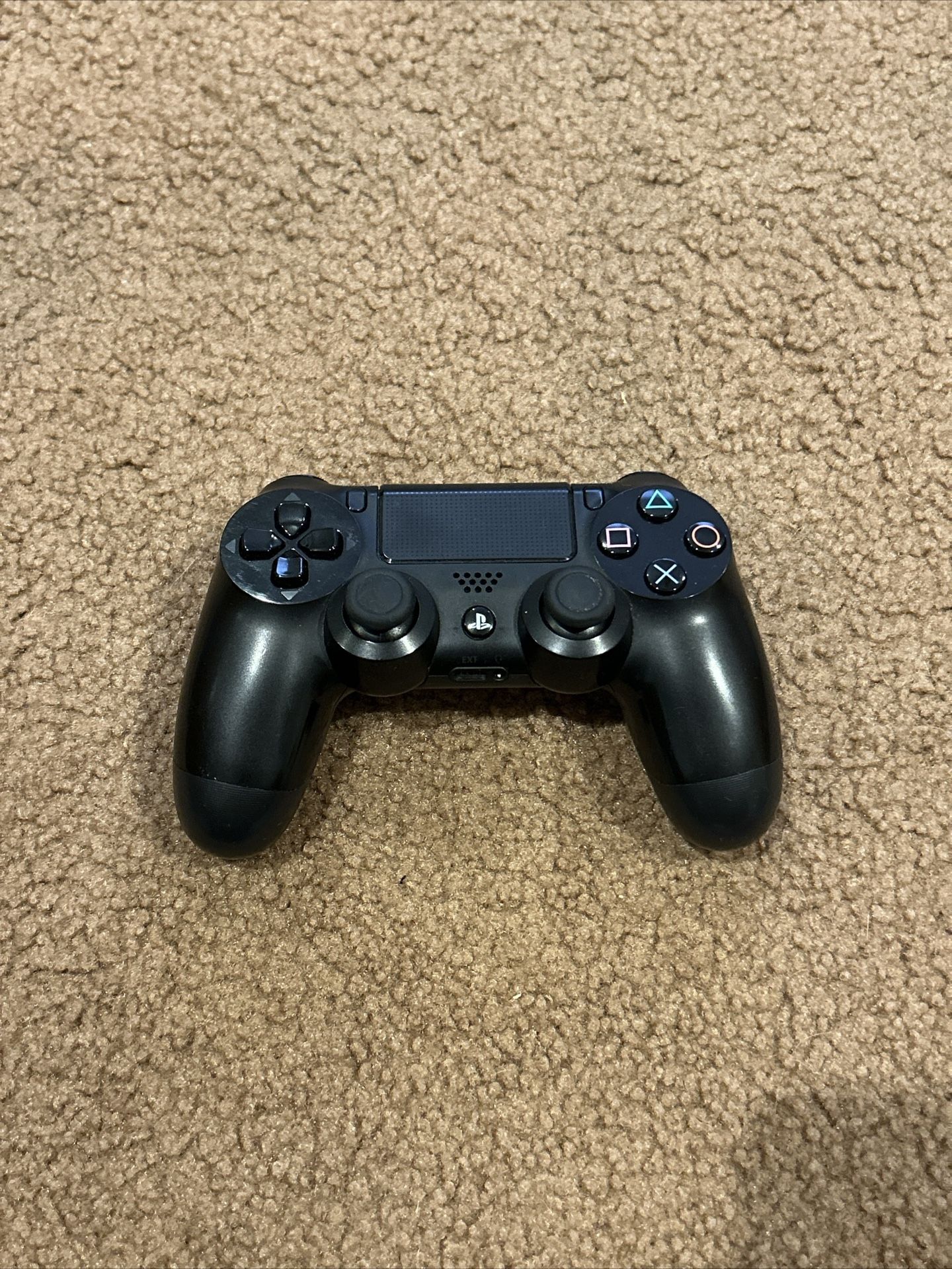 PS4 Controller (Excellent condition)