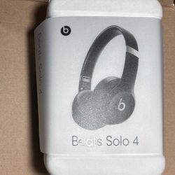 Beats Solo 4