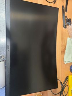 MSI Optix MAG272CR 27" Curved Gaming Monitor 165Hz