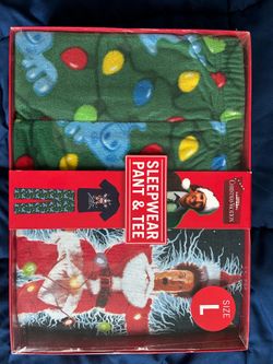 Kohl’s National Lampoon's Christmas Vacation Men’s Sleepwear Pants and Tshirt