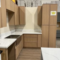 Slim White Oak Kitchen