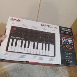 Akai Mpk Mini Professional Keyboard 