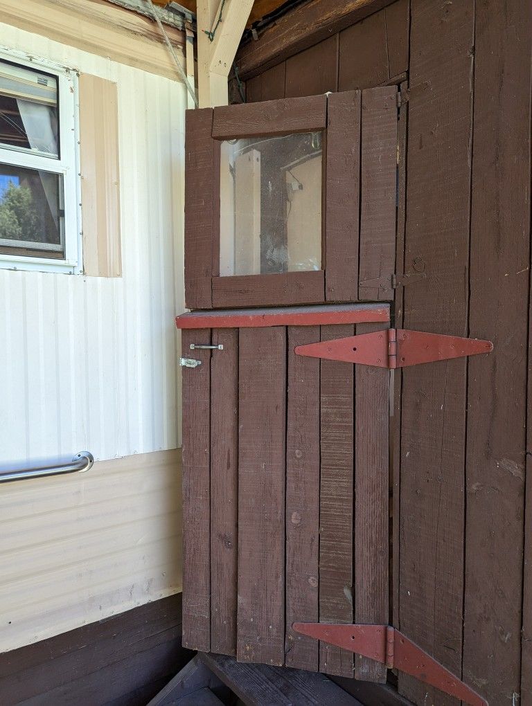  Dutch Door