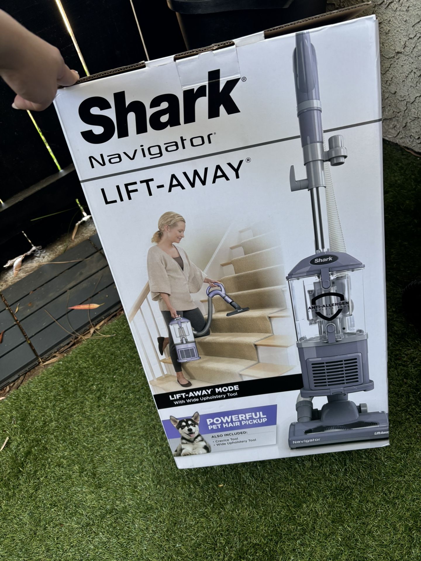 Shark NV352 Navigator Lift Away Upright Vacuum