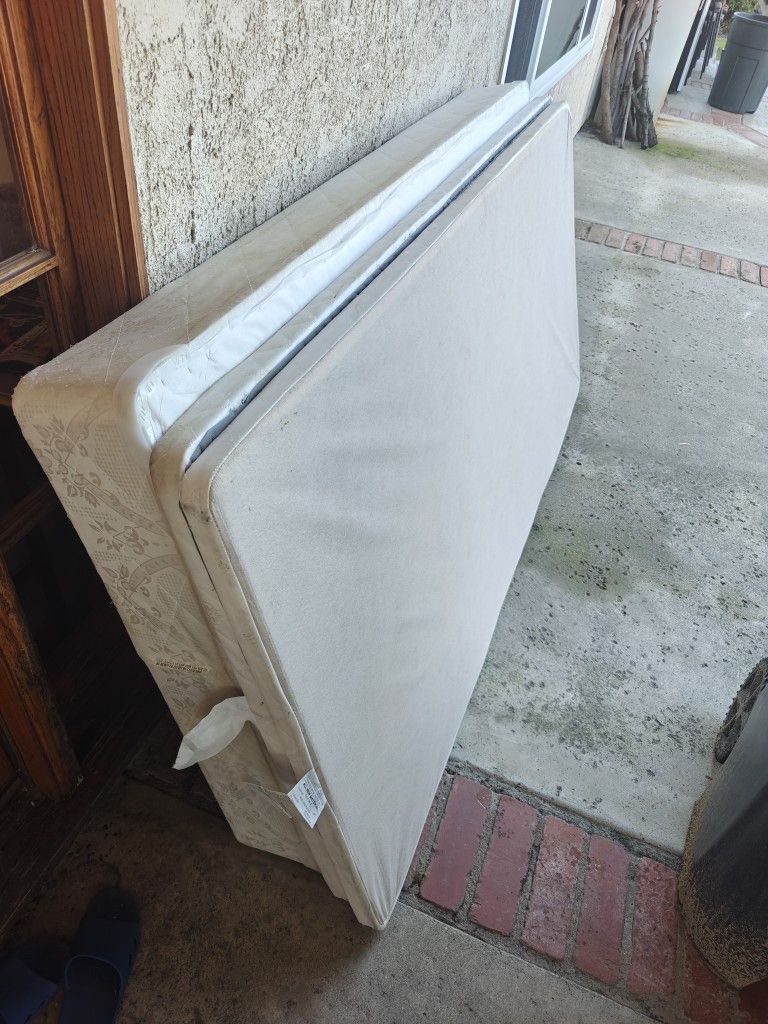 Bunk Board, Bed Board Box Twin Free