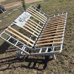 Great Condition futon Bed Frame 🛏️ 