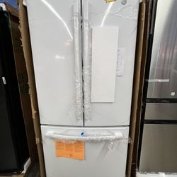 Cruz’s Appliances - GE French Door Refrigerator