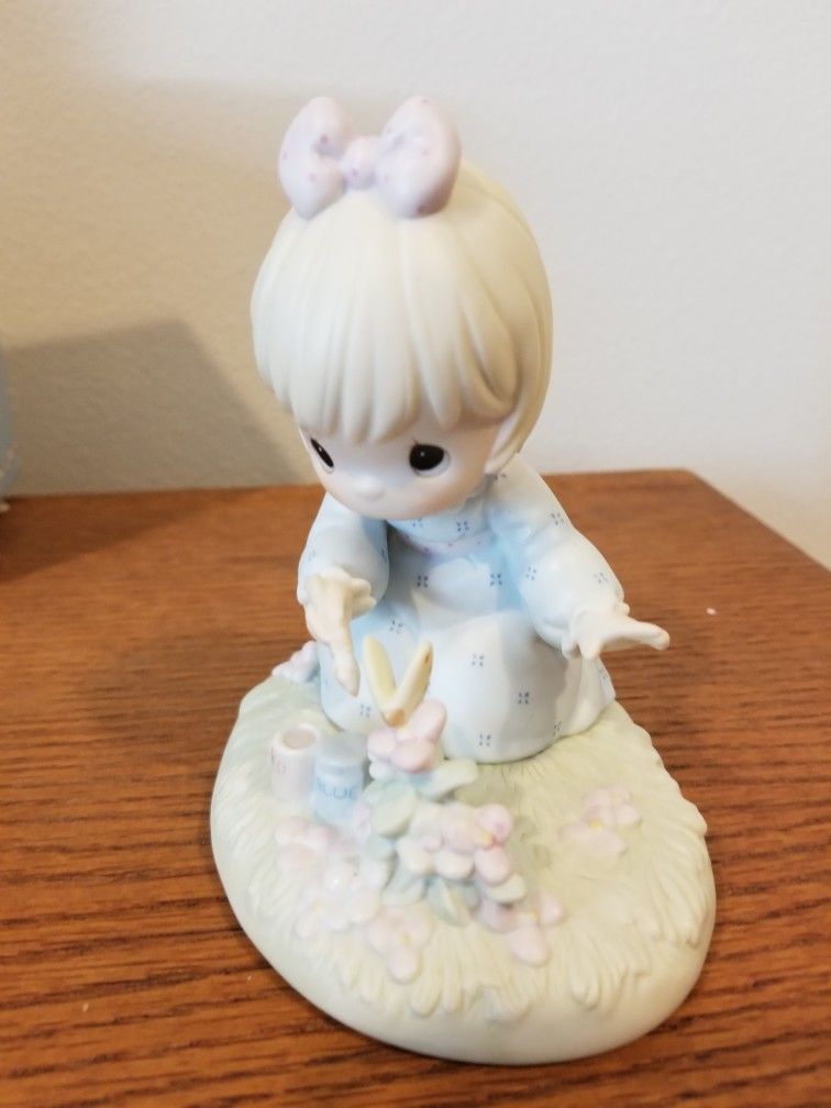 Precious Moments - God Bless You For Touching My Life