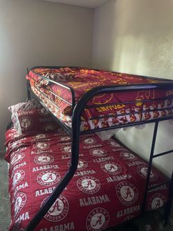 Twin with full bunk bed