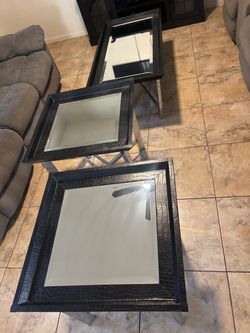 3 pieces coffee and side tables like new