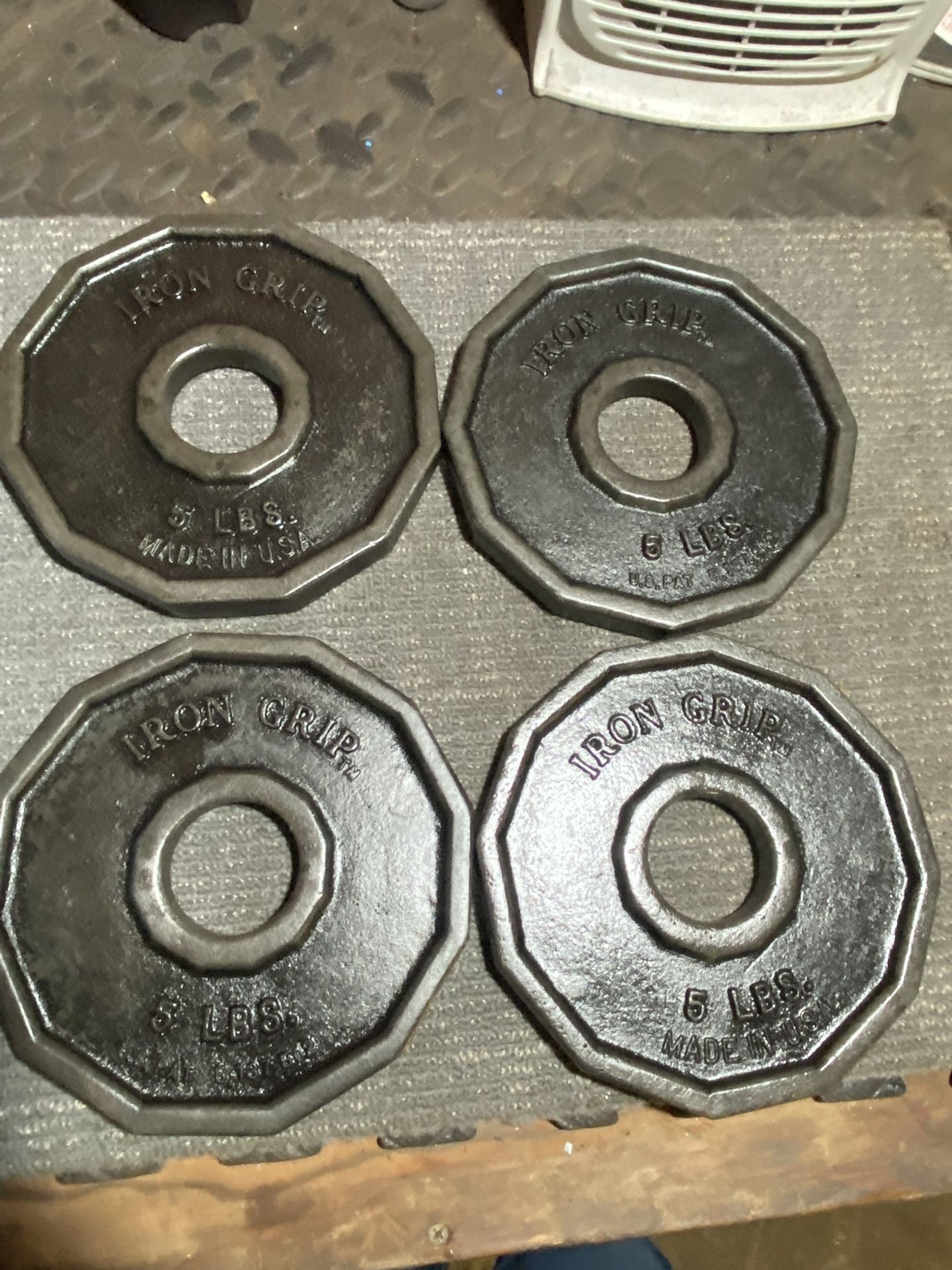 IRON GRIP OLYMPIC PLATES 2” Hole