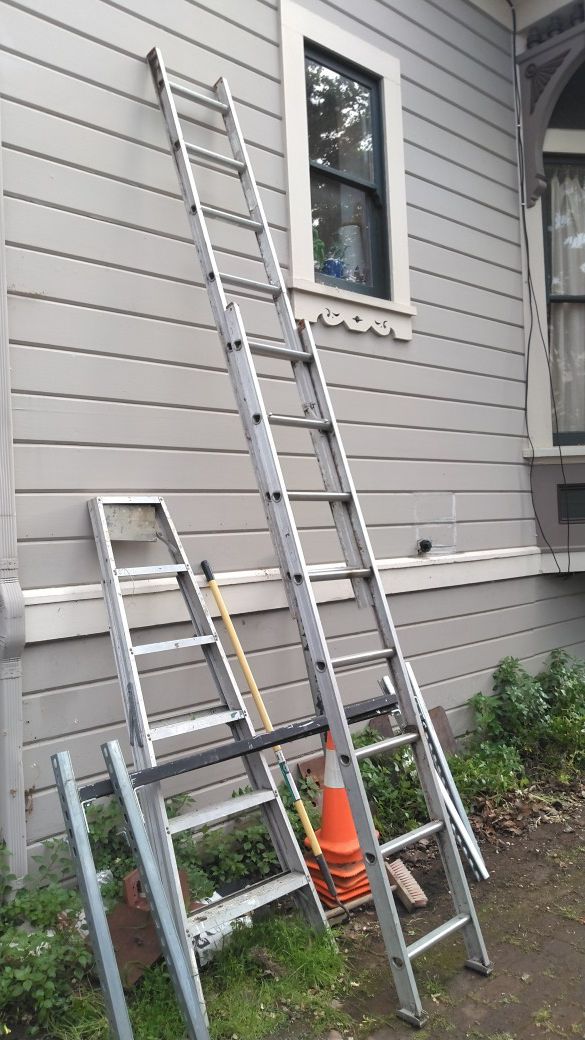 16ft. Aluminium Ladder