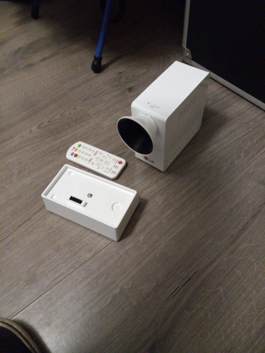 LG Portable  Projector 