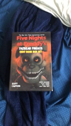 Five nights at Freddy’s Fazbear frights eight book box set