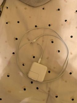 Brand new Apple charger!