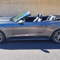 2017 Ford Mustang Ecoboost Premium