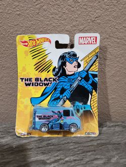 Hot Wheels Marvel The Black Widow Combat Medic Real Riders