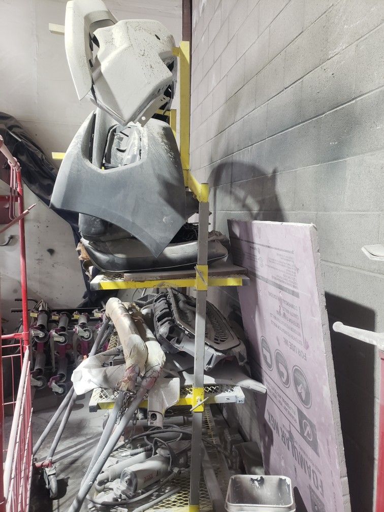 Body Shop Rolling Shelf  (YELLOW)