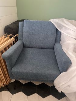 Accent Chairs