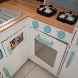 Cocinita En Buenas Condiciones Para Niña