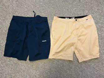 Hurley navy and tan cargo shorts bundle Size 38