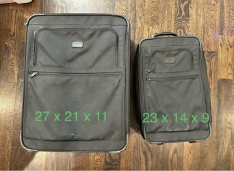 Tumi luggage set